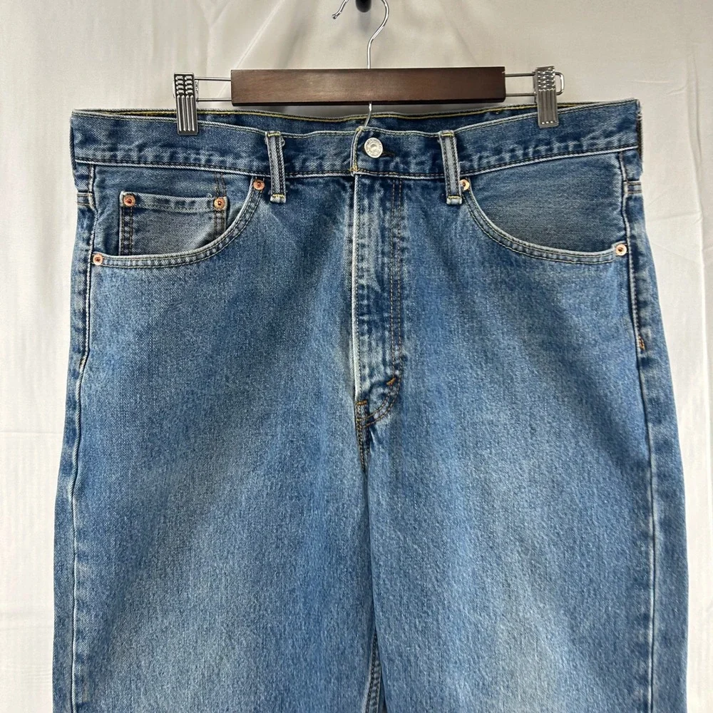 Levi's 550 Relaxed Fit Jeans Mens 38x32 Blue Medium Wash Tapered Leg Denim